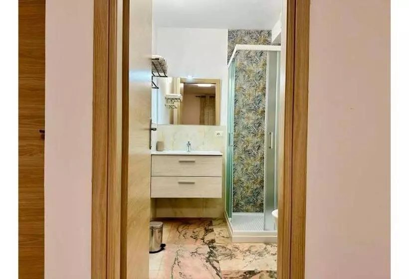 پانسیون Unique Rooms In Centro Città Bagno Privato E Climatizzatore