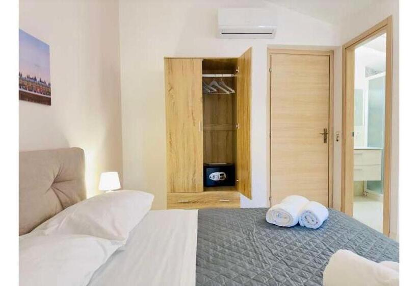 פנסיון Unique Rooms In Centro Città Bagno Privato E Climatizzatore