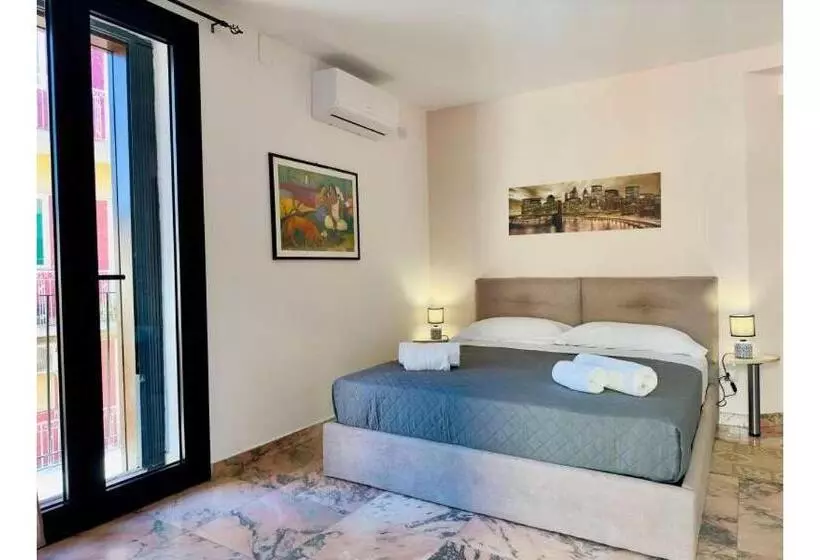 پانسیون Unique Rooms In Centro Città Bagno Privato E Climatizzatore