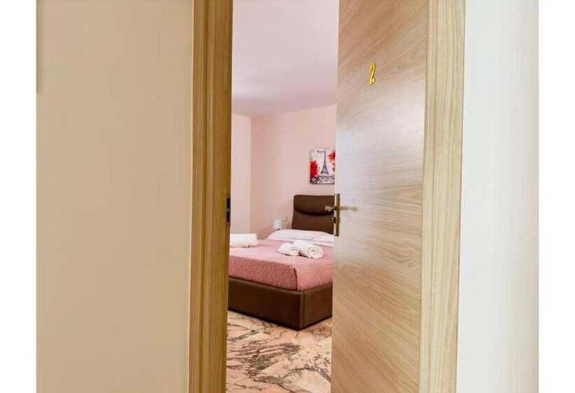 פנסיון Unique Rooms In Centro Città Bagno Privato E Climatizzatore