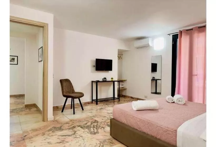 پانسیون Unique Rooms In Centro Città Bagno Privato E Climatizzatore