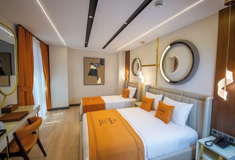 Hotel Elysian Airport