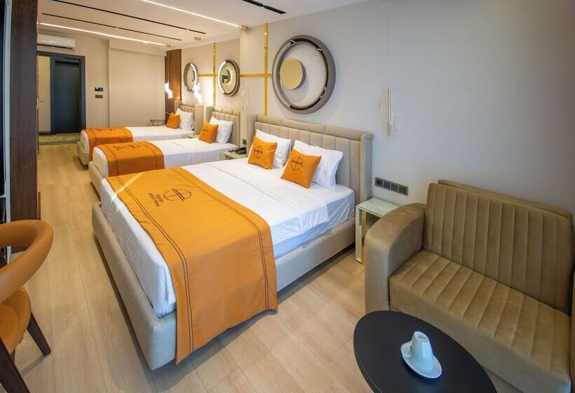 Hotel Elysian Airport