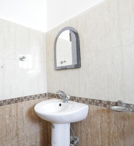 Отель Hi5 Stay Near Care Hospital By Morservices