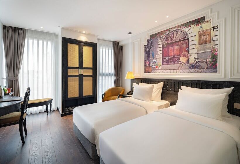 هتل Luxe Paradise Premium