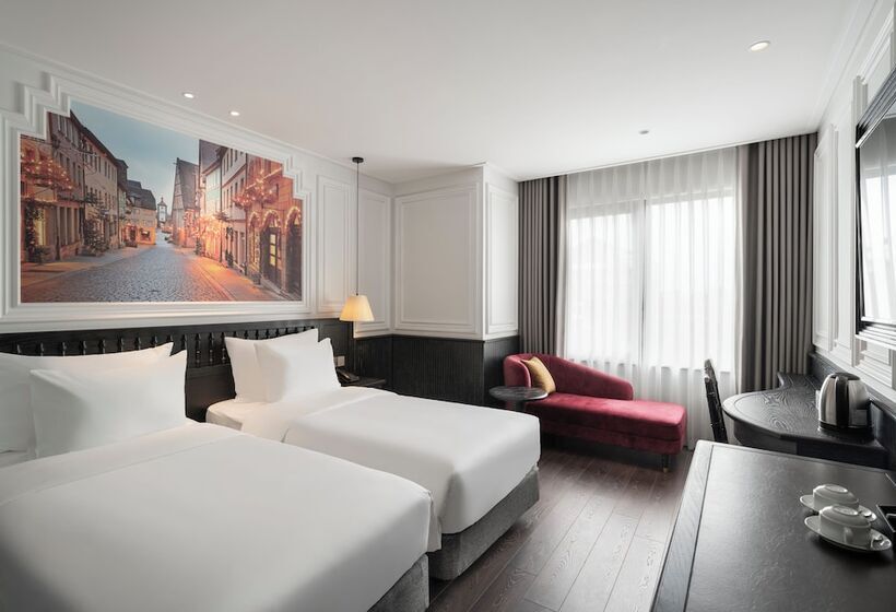 هتل Luxe Paradise Premium