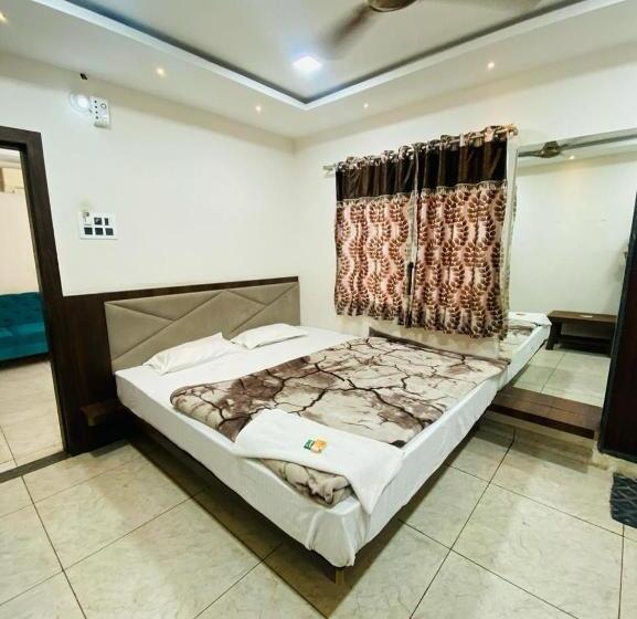 בית מלון כפרי Raghuveera Palace, Ujjain