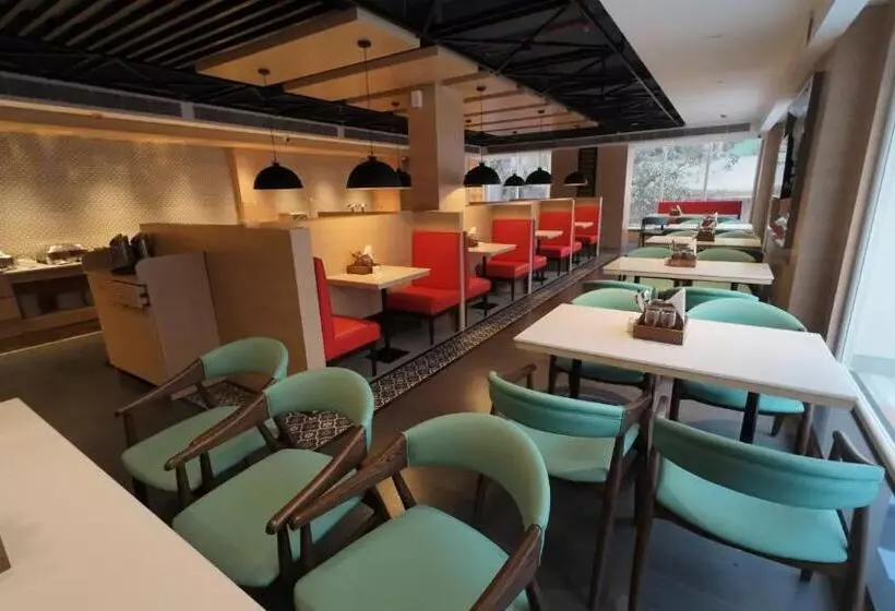 ホテル Sura Grand