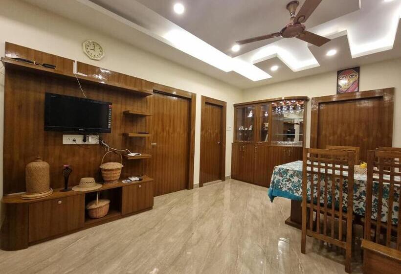 Отель The Red Soil Country