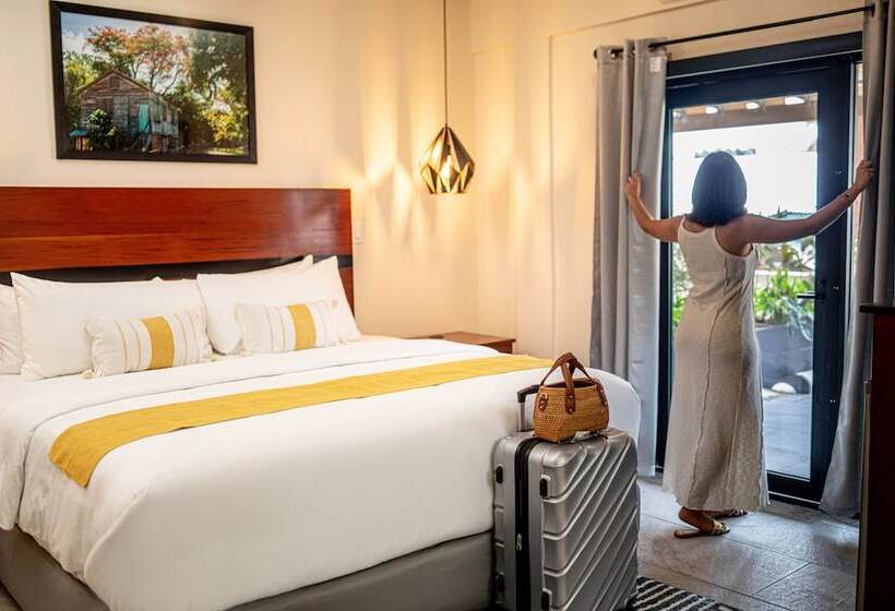 فندق The West House Boutique