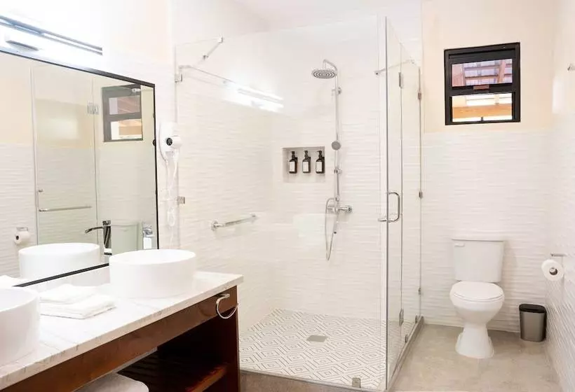 Hotelli The West House Boutique