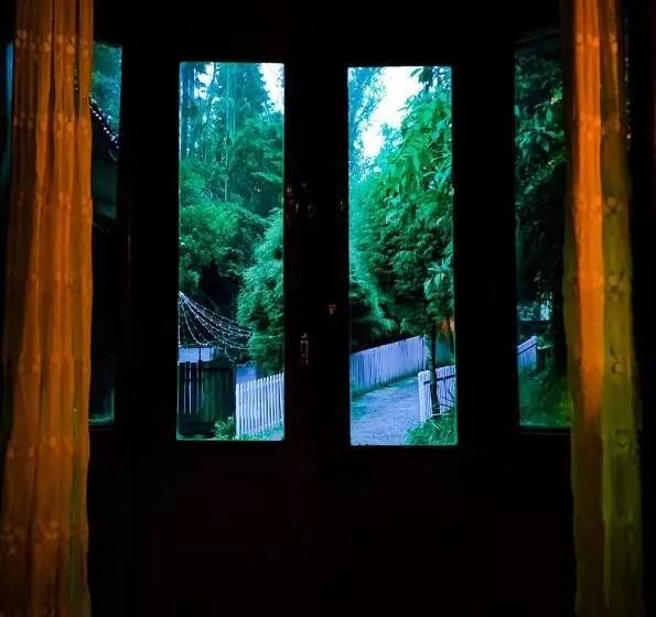 ホテル Woodside Bungalow1
