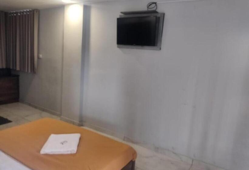 Pension (Hôtel basse catégorie) Dreamland Residency