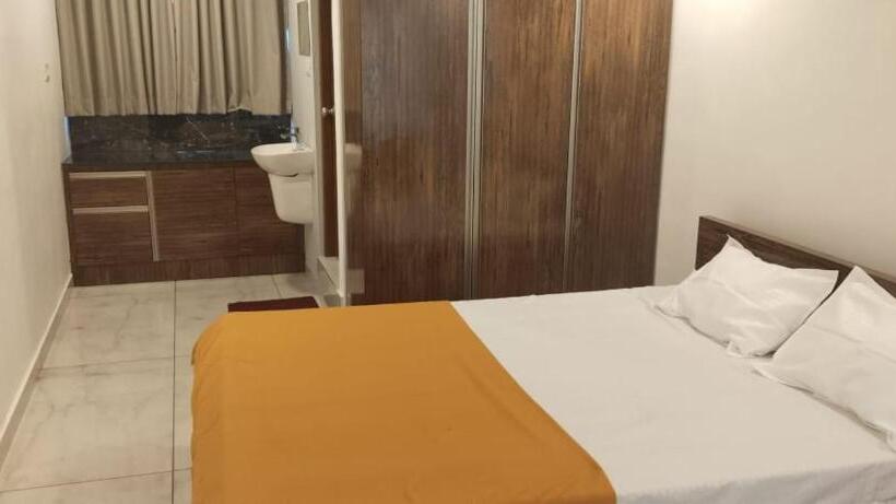 Pension (Hôtel basse catégorie) Dreamland Residency