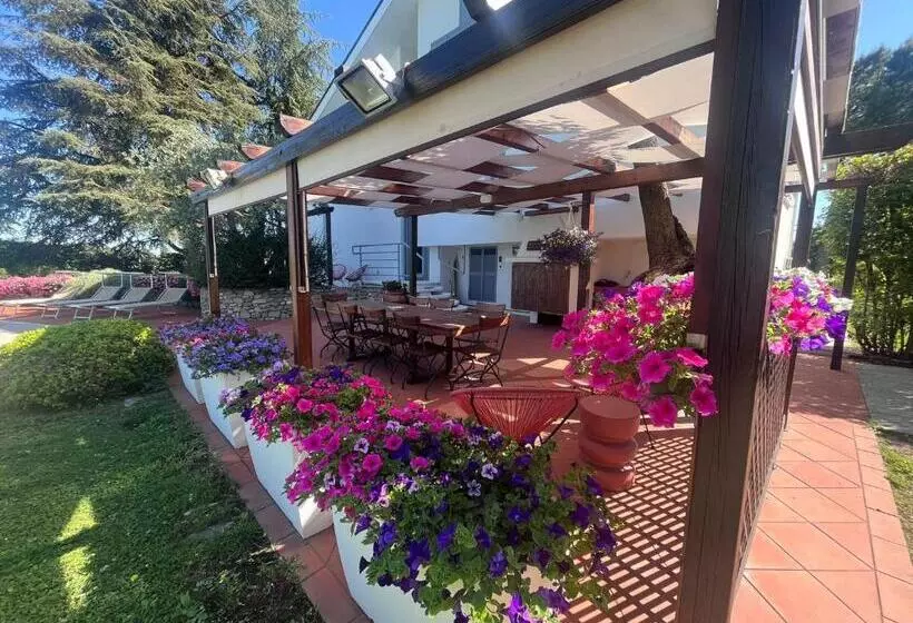ベッドアンドブレックファースト Villa Pronti Santarcangelo   Rimini