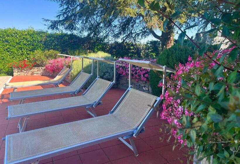 مبيت وإفطار Villa Pronti Santarcangelo   Rimini