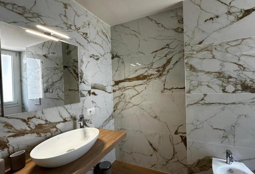 مبيت وإفطار Villa Pronti Santarcangelo   Rimini