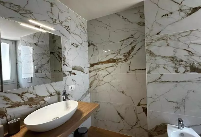 ベッドアンドブレックファースト Villa Pronti Santarcangelo   Rimini