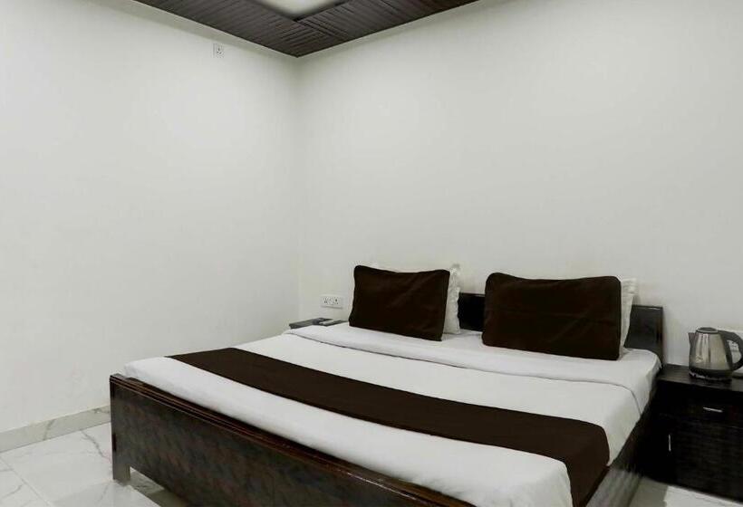 Oyo Flagship Saadar Hotel And Banquet