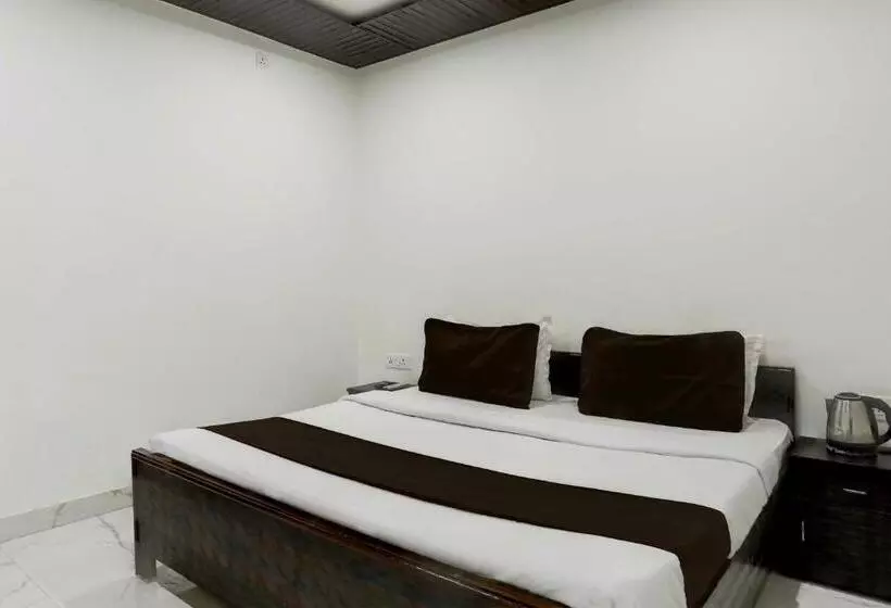 Oyo Flagship Saadar Hotel And Banquet