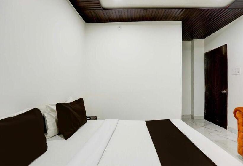 Oyo Flagship Saadar Hotel And Banquet