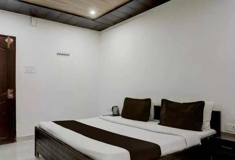 Oyo Flagship Saadar Hotel And Banquet