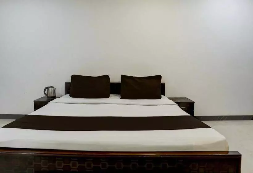 Oyo Flagship Saadar Hotel And Banquet