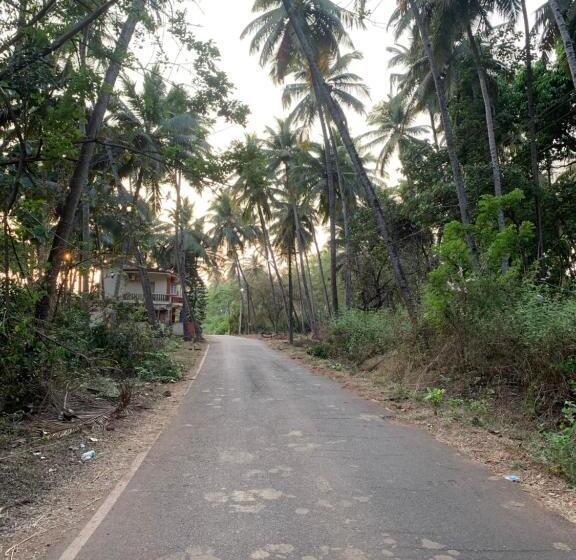 پانسیون Elite Guest House Bogmalo