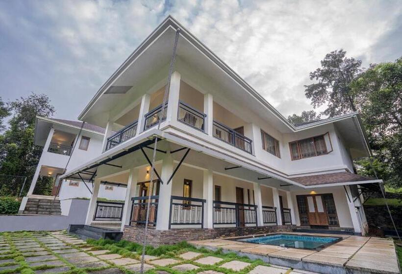 פנסיון Tarang Holiday Homes