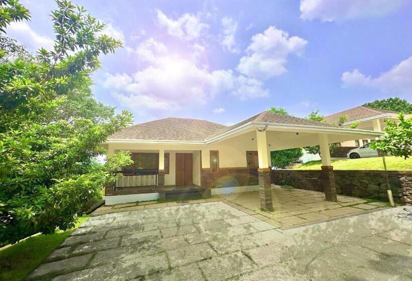 פנסיון Tarang Holiday Homes