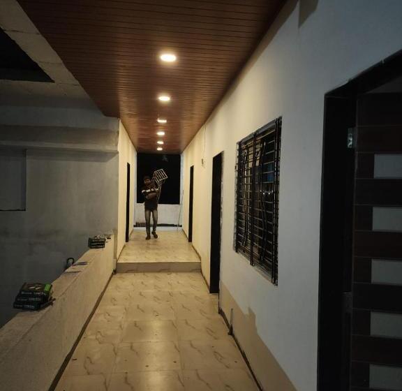 Hotel Kanhaiya & Restaurant