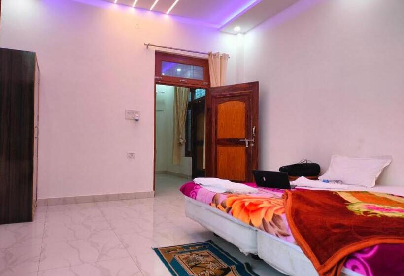 בית מלון כפרי Shivaay Garden