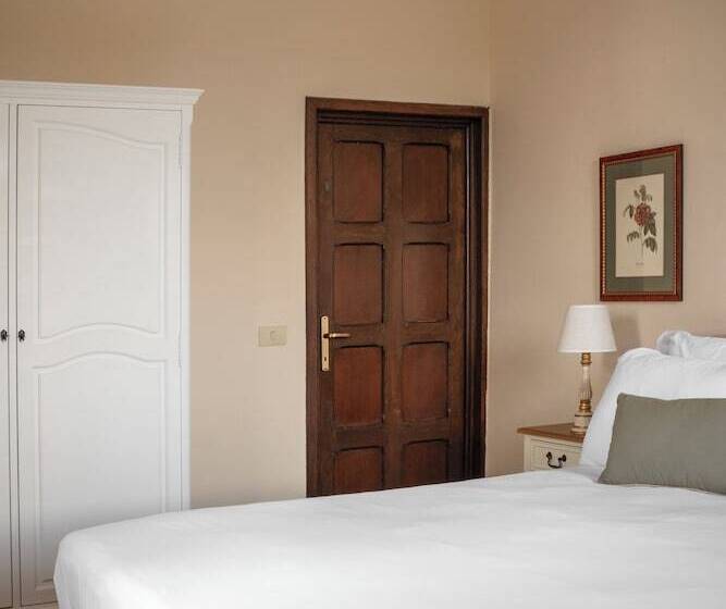 צימר Villa Erbaia Relais De Charme