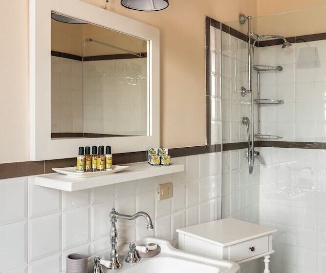 צימר Villa Erbaia Relais De Charme