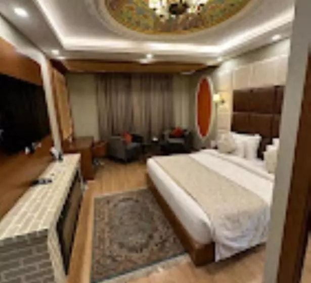 ホテル Meerz , Srinagar
