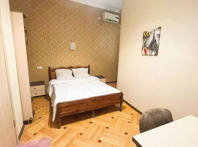 هتل Vila In
