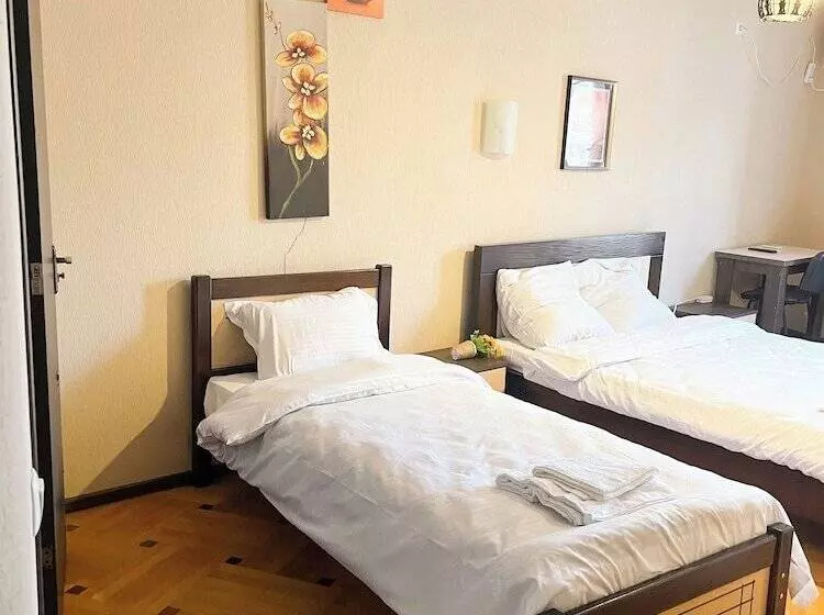 هتل Vila In