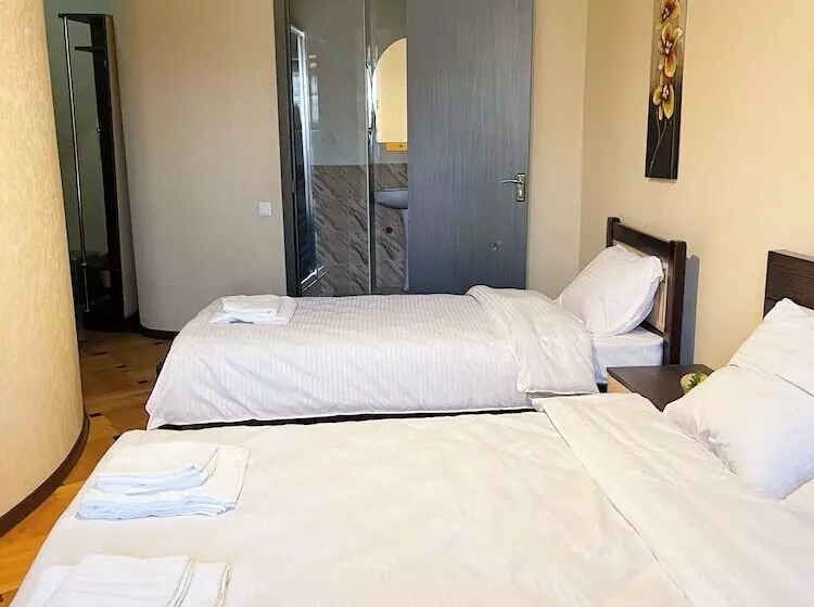 هتل Vila In