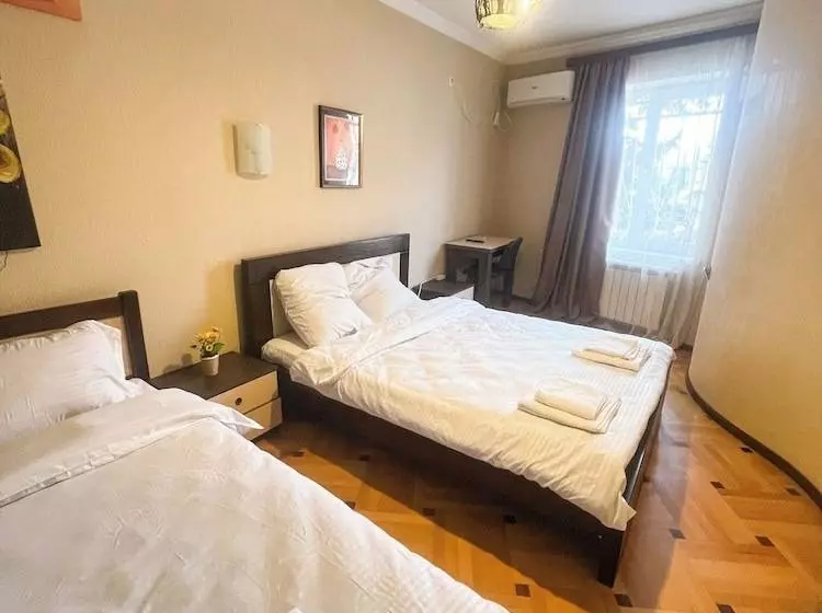 هتل Vila In