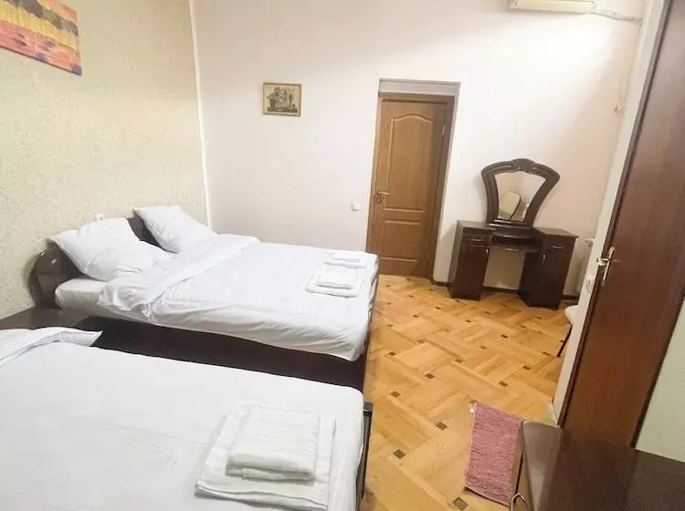 هتل Vila In