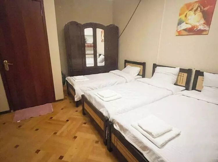 هتل Vila In