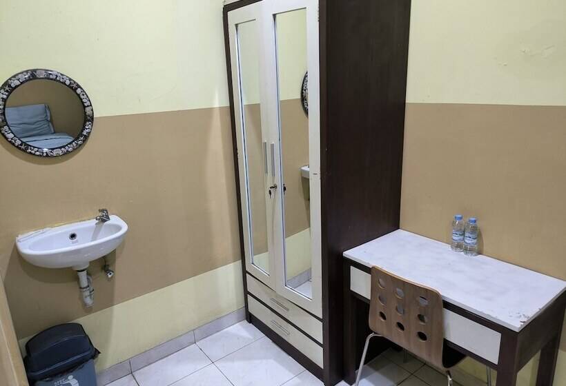 Pensió Promosia Guest House