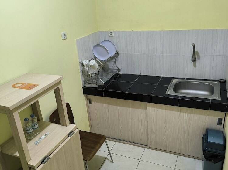 Pensió Promosia Guest House