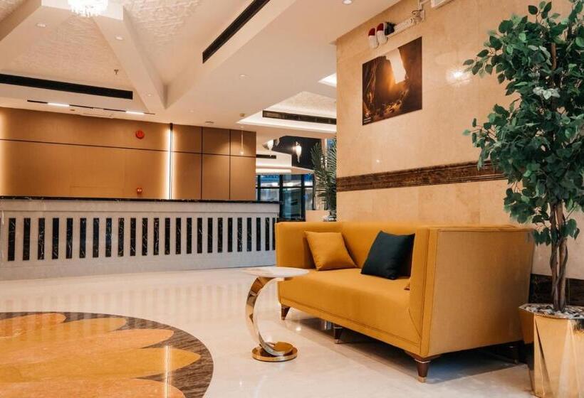 Отель Capital Guest