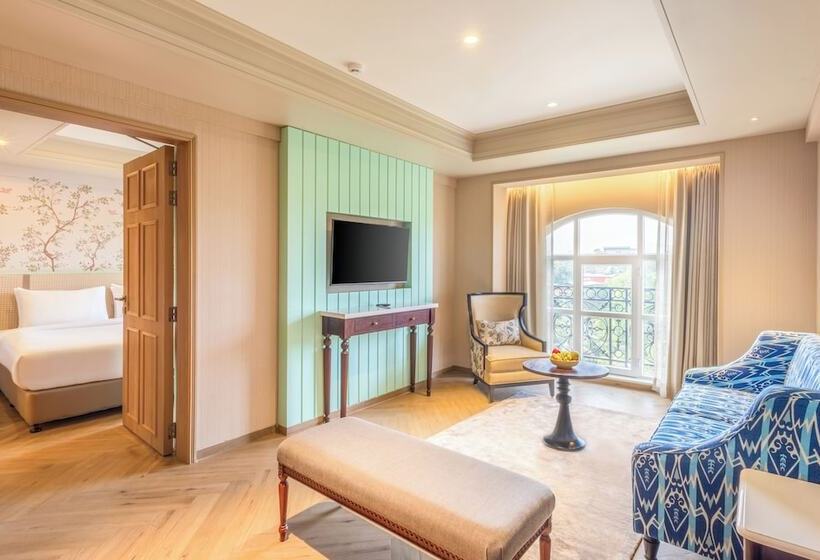 Hotel Enrise By Sayaji Lonavala