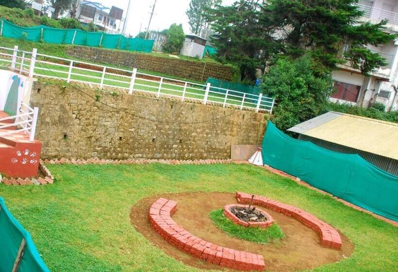 Отель Hideaway Palace