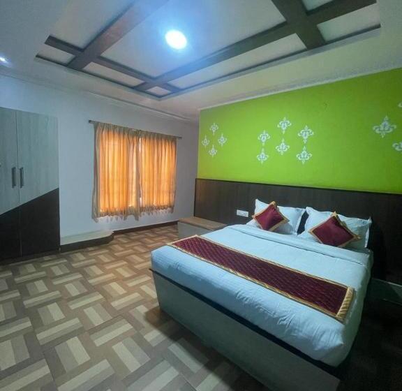 Отель Hideaway Palace