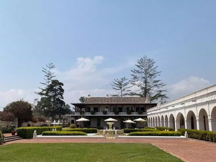 هتل Mestizo Antigua Cortijo