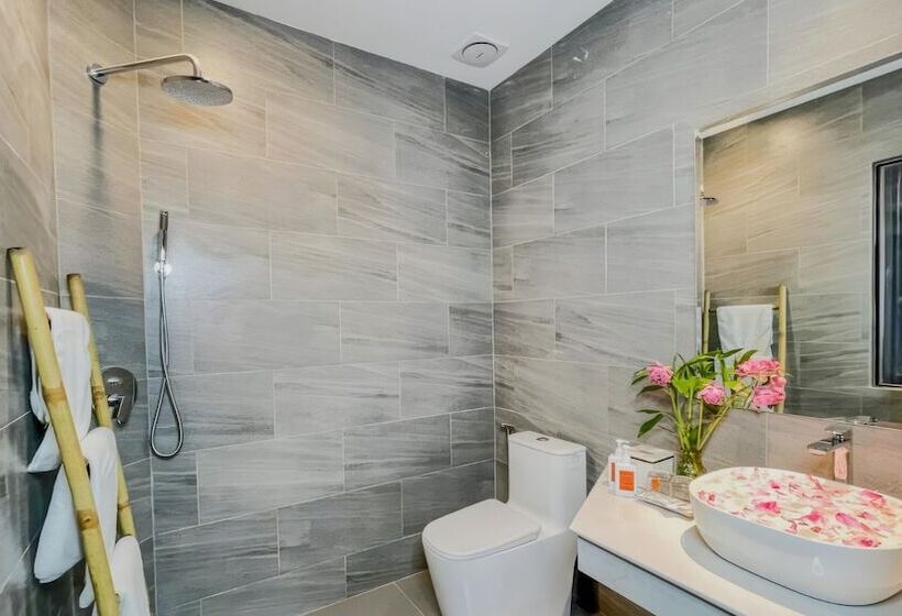 Szálloda The Luxury