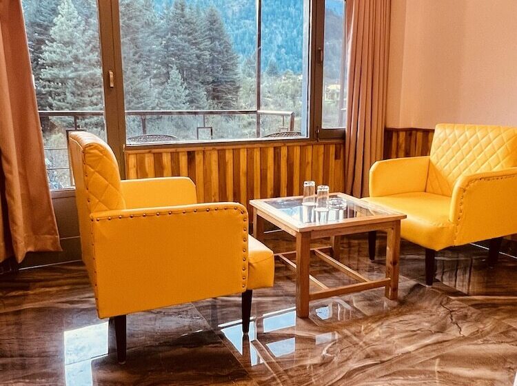 Otel Apple Flower, By Manali Mall Road Resorts, Near Hadimba Temple